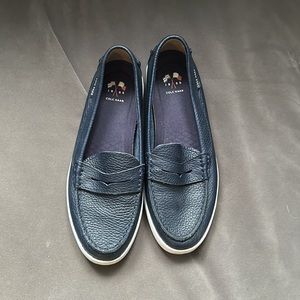 Cole Haan Nantucket loafer navy leather slip on